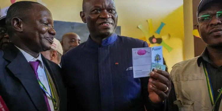Présidentielle au Gabon : Oligui Nguema largement en tête selon les premières tendances